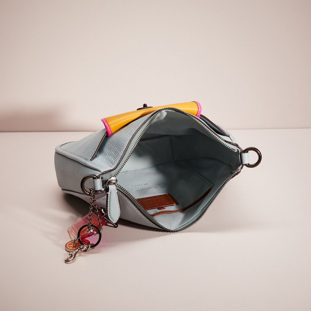 Upcrafted Chaise Crossbody