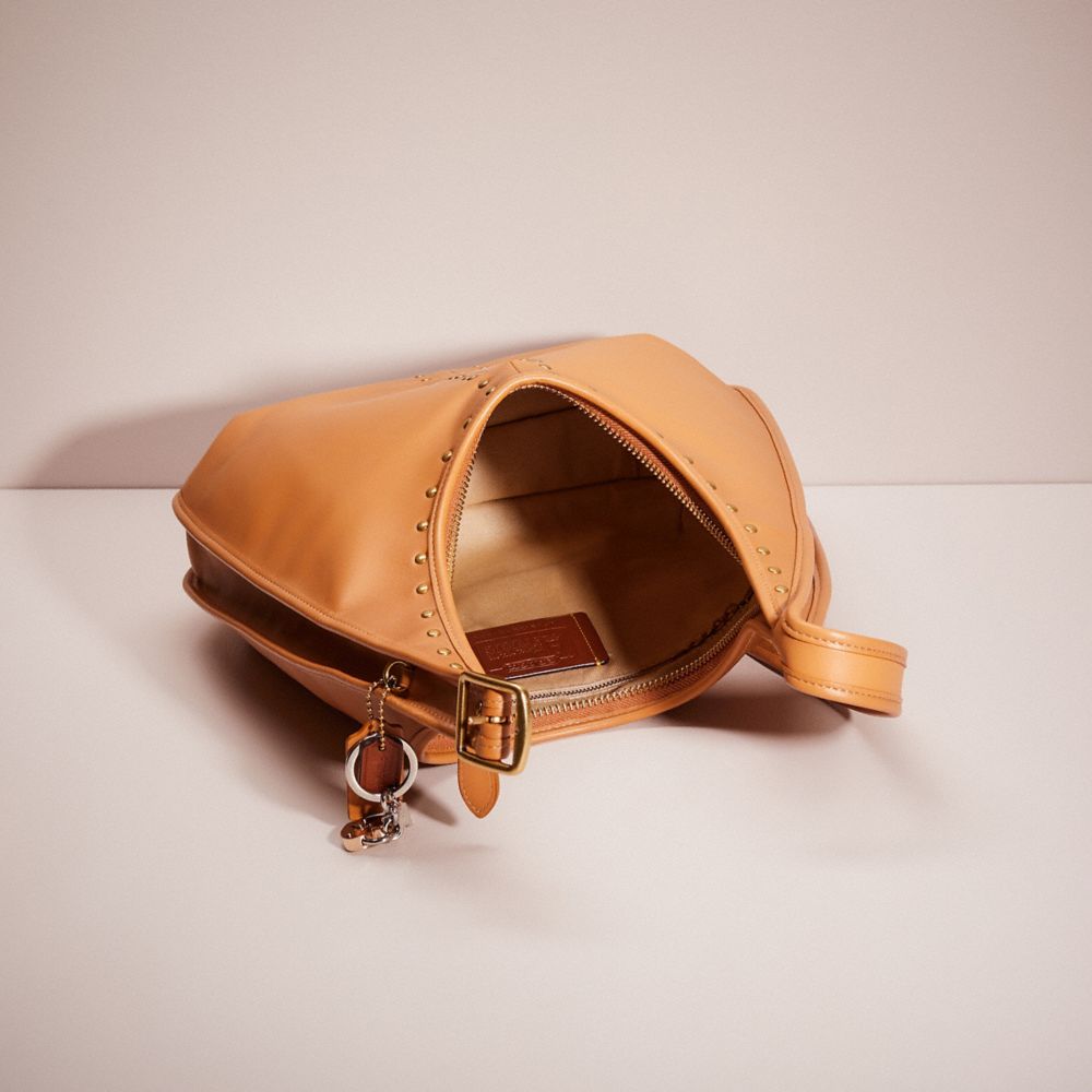 33% off on ZEMP Genuine Leather Scoop Handbag