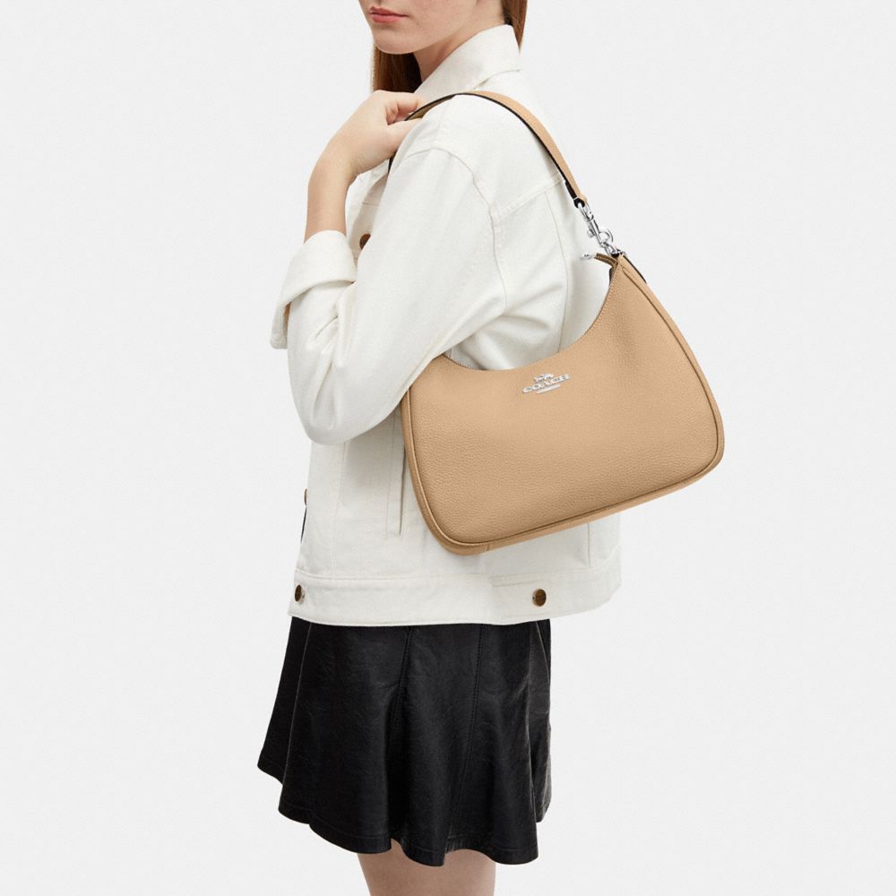 COACH®,Teri Hobo Bag,Leather,Shoulder Bag,Gold Metal,Casual,Beige,Detail View