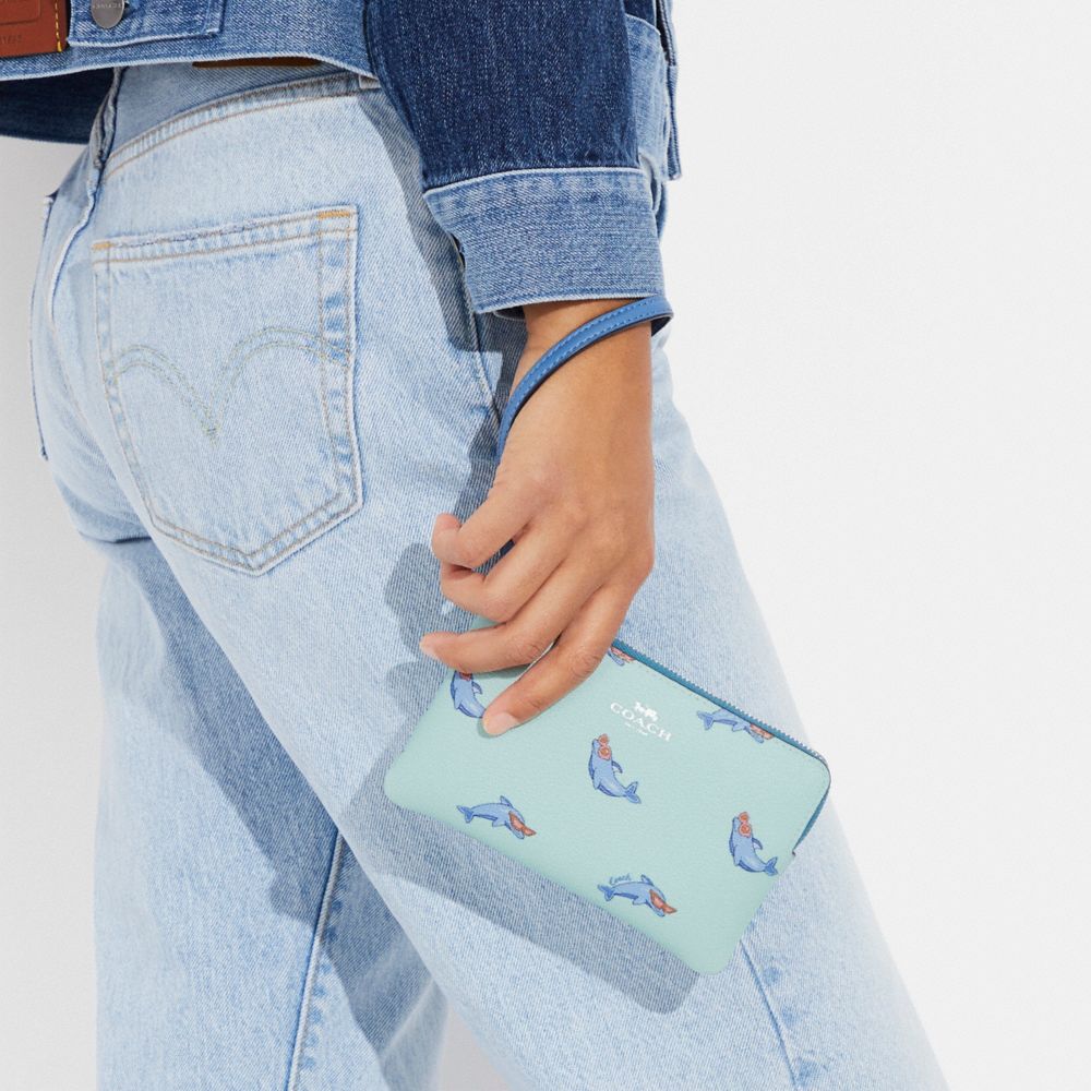 COACH®,コーナー ジップ リストレット・ドルフィン プリント,ポーチ&リストレット,