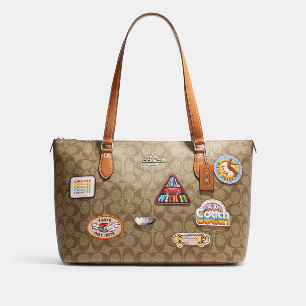 Coach Gallery Tote in Signature Canvas