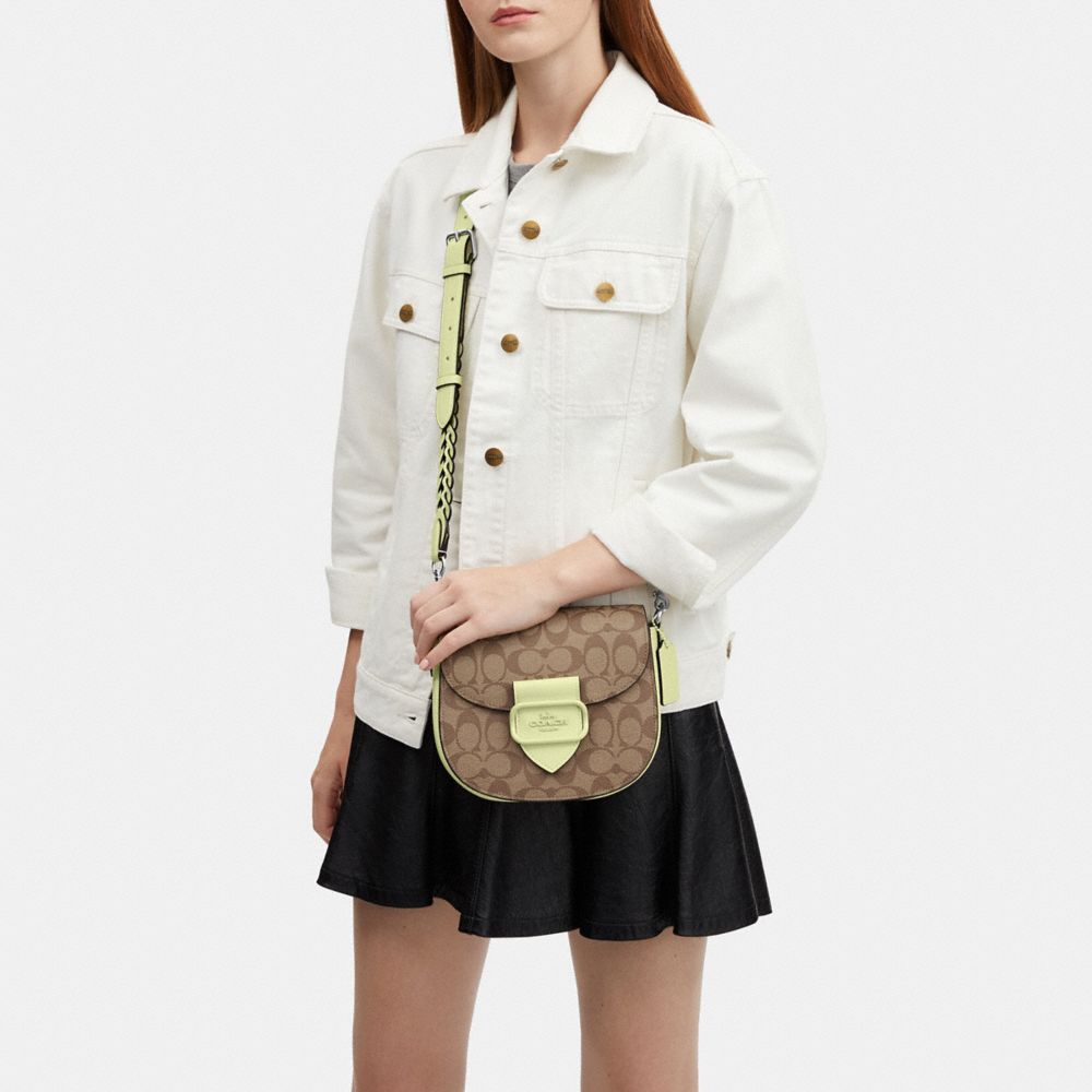 COACHモーガン サドル バッグ・シグネチャー シャンブレー 公式】コーチアウトレット | モーガン サドル バッグ