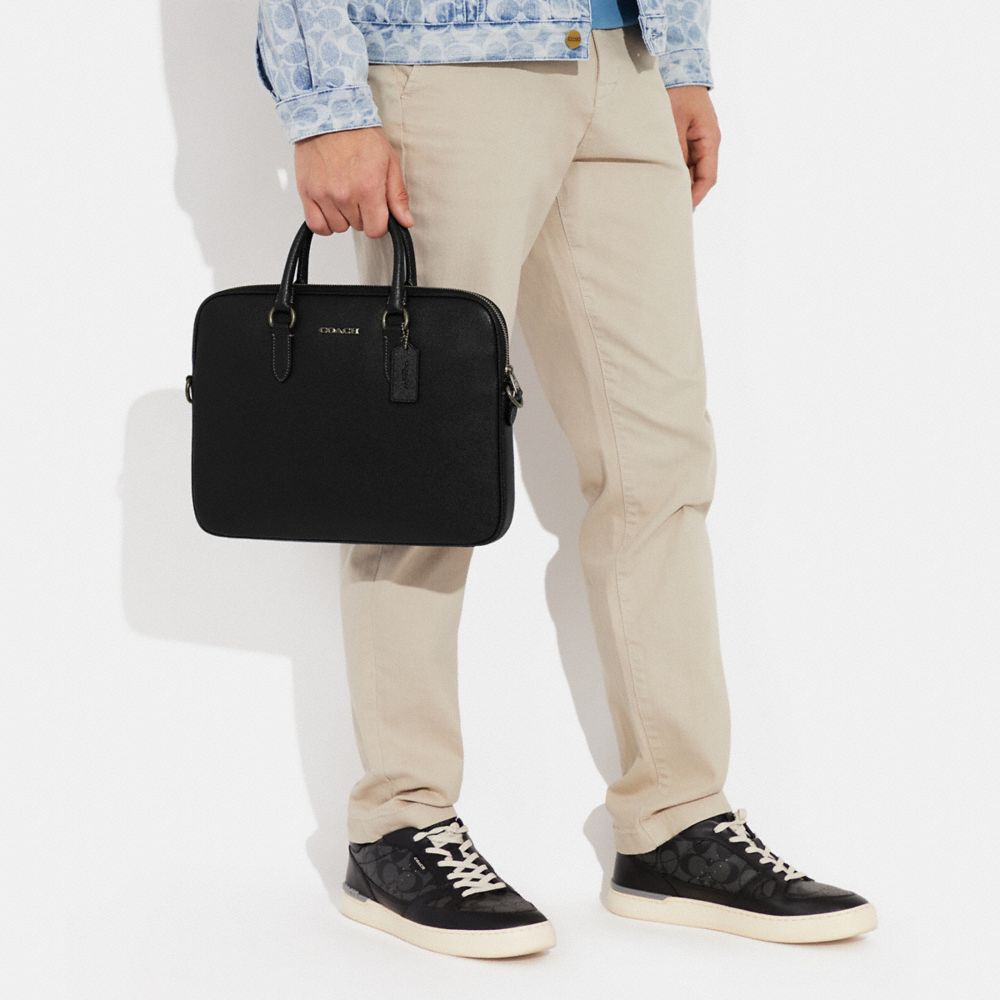 coach shoulder bag men suit｜TikTok Search