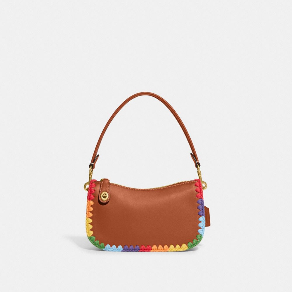 Coach Swinger 20 de crochet arco iris