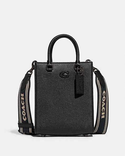 COACH®,TOTE 16 WITH SIGNATURE CANVAS DETAIL,Crossgrain Leather,Medium,Black,Front View