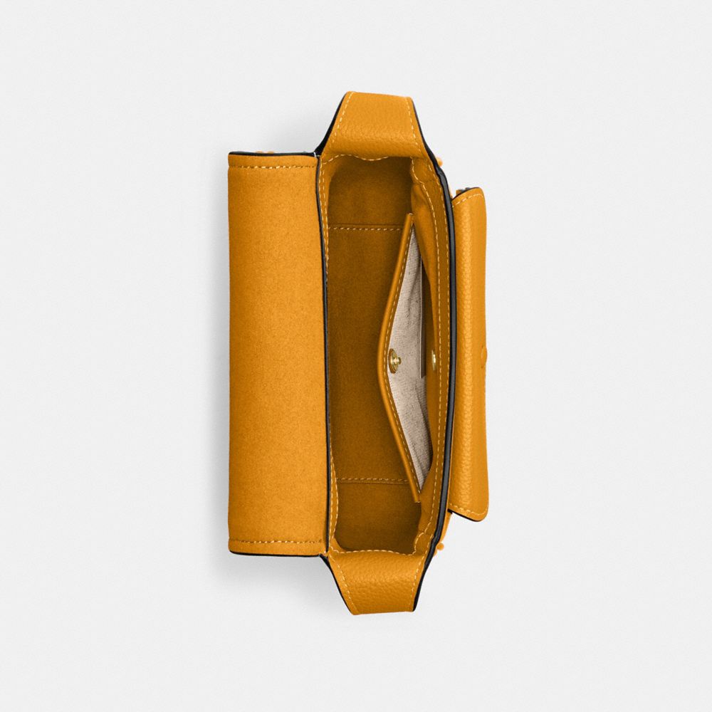 COACH®,SAC MESSENGER TABBY 19 AVEC ÉLÉMENTS TRESSÉS,Cuir galet,Laiton/Bouton d’or,Inside View,Top View