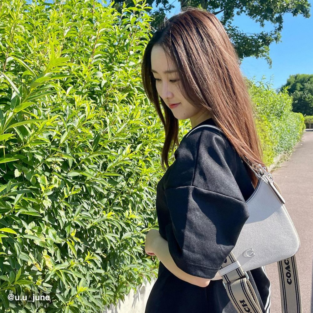 COACH®,Hobo Crossbody Bag,Canvas,Leather,Crossbody,Stripe,Scratch Resistant,Casual,White