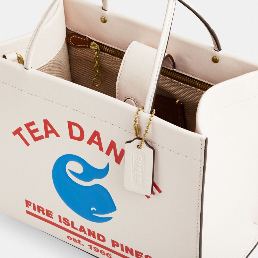 COACH®,Cashin Carry Bag 22 With Fire Island Graphics,,Closer View