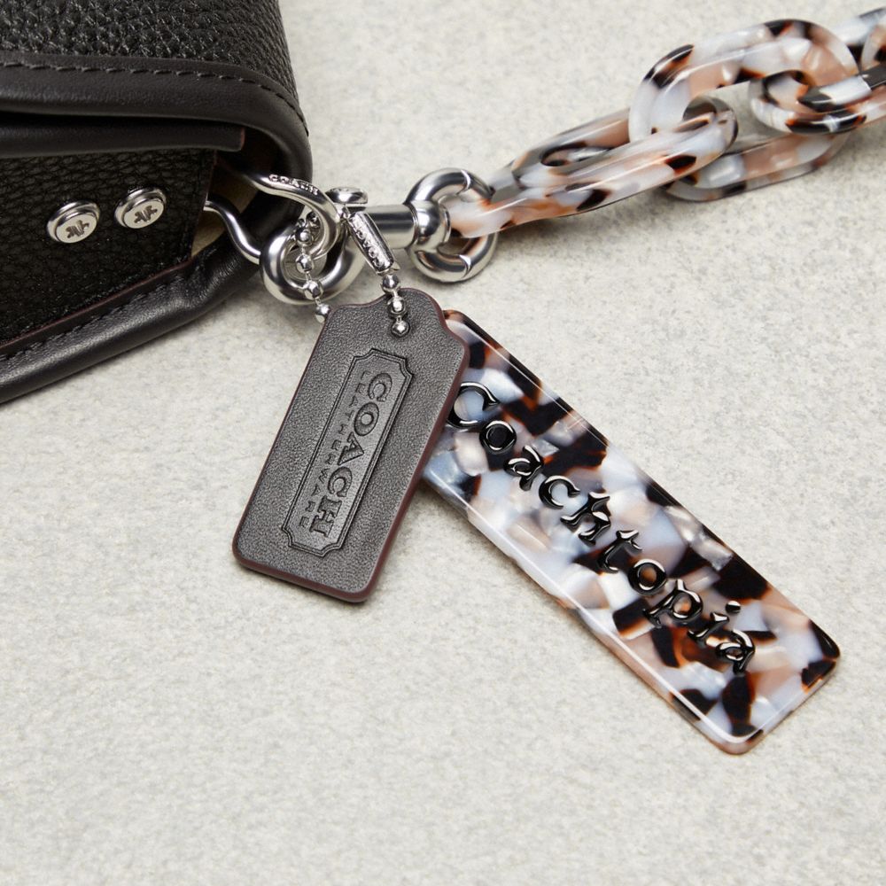 COACH®,Wavy Dinky Bag In Coachtopia Leather,Acrylic,Leather,Shoulder Bag,Plastic,Embossed,Logo,Silver Metal,Day Party,Black,Group View