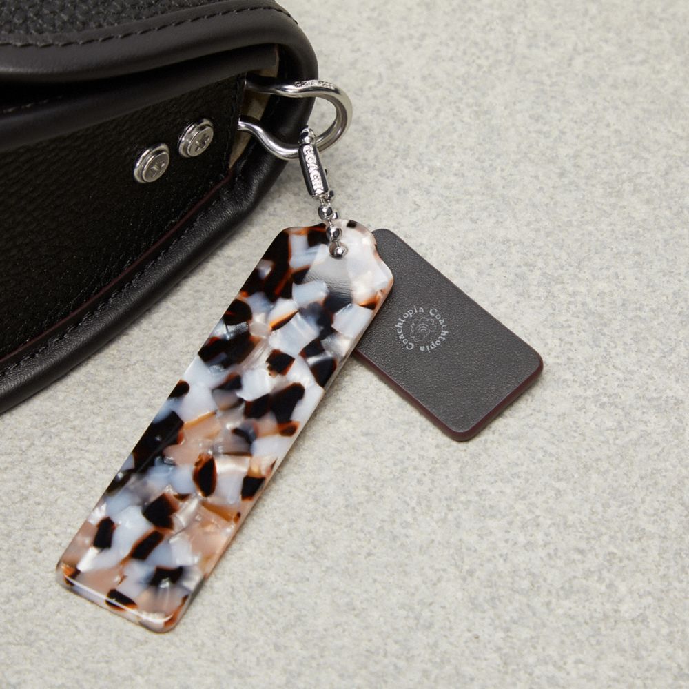 COACH®,Wavy Dinky Bag In Coachtopia Leather,Acrylic,Leather,Shoulder Bag,Plastic,Embossed,Logo,Silver Metal,Day Party,Black