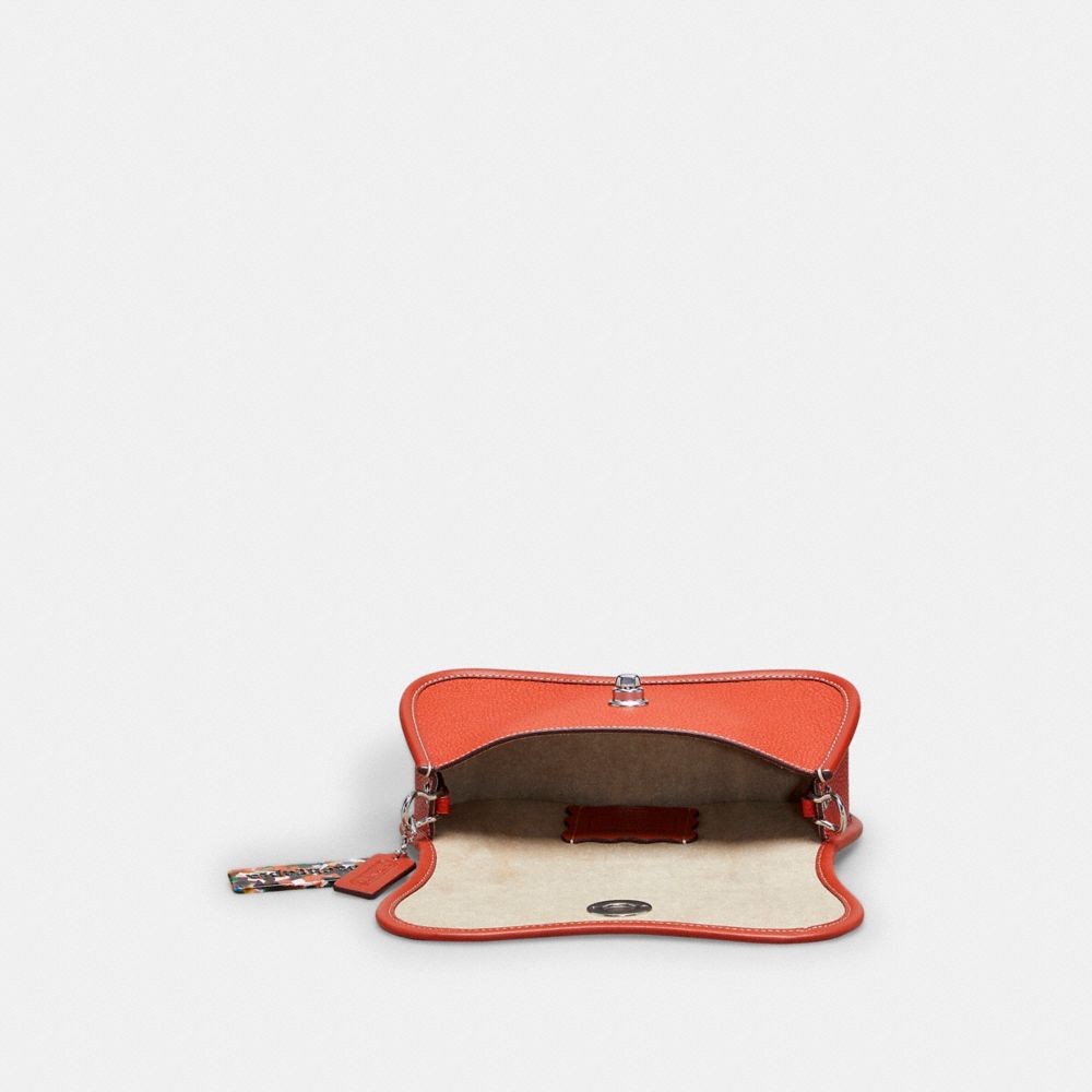 COACH®,Sac Dinky à motif ondulé en cuir Coachtopia,Cuir Coachtopia,Orange profond,Inside View,Top View