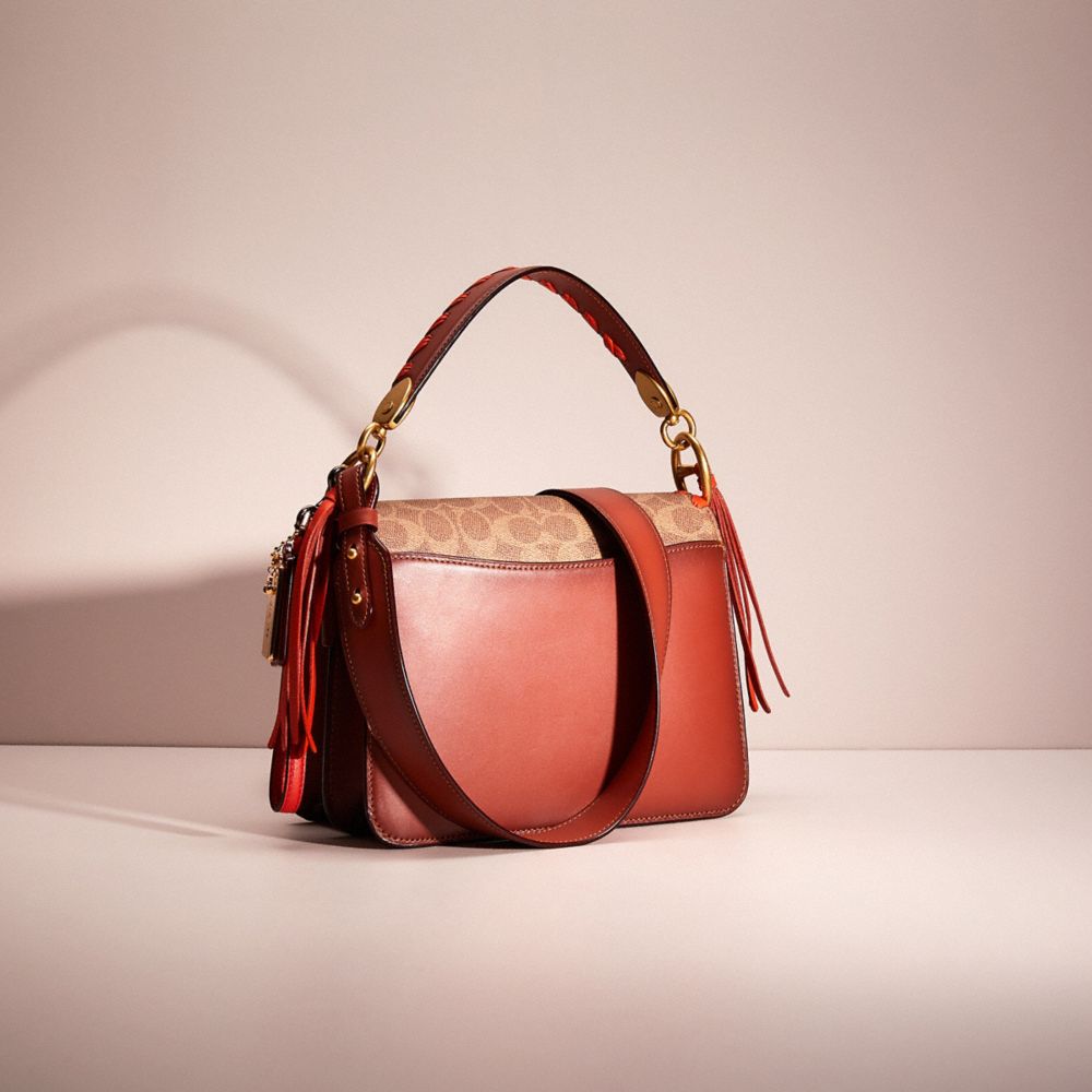 Upcrafted Beat Shoulder Bag In Signature Canvas With Horse And Carriage Print