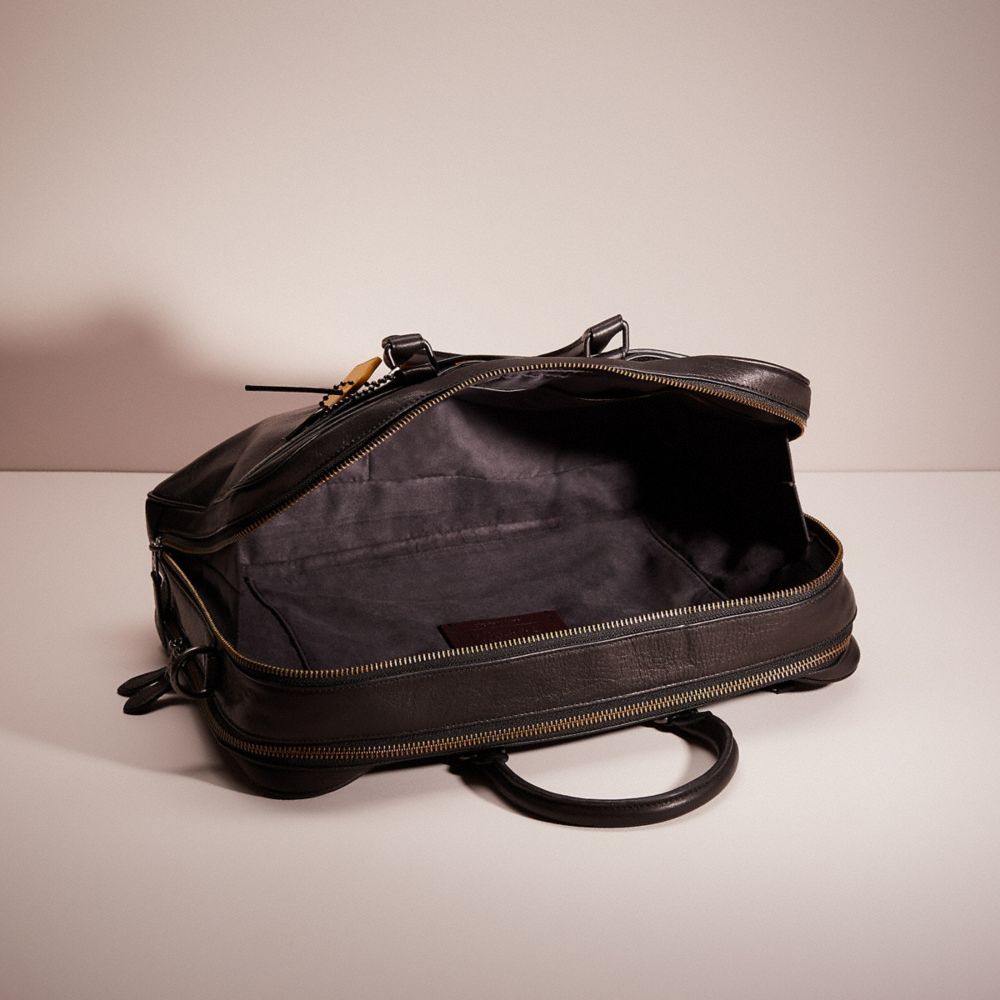 Upcrafted Metropolitan Double Zip Business Case