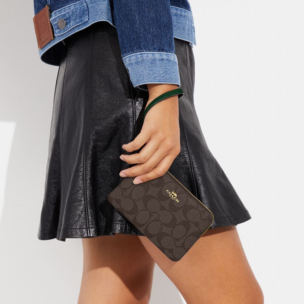 COACH®,コーナー ジップ リストレット・シグネチャー キャンバス,ポーチ&リストレット,