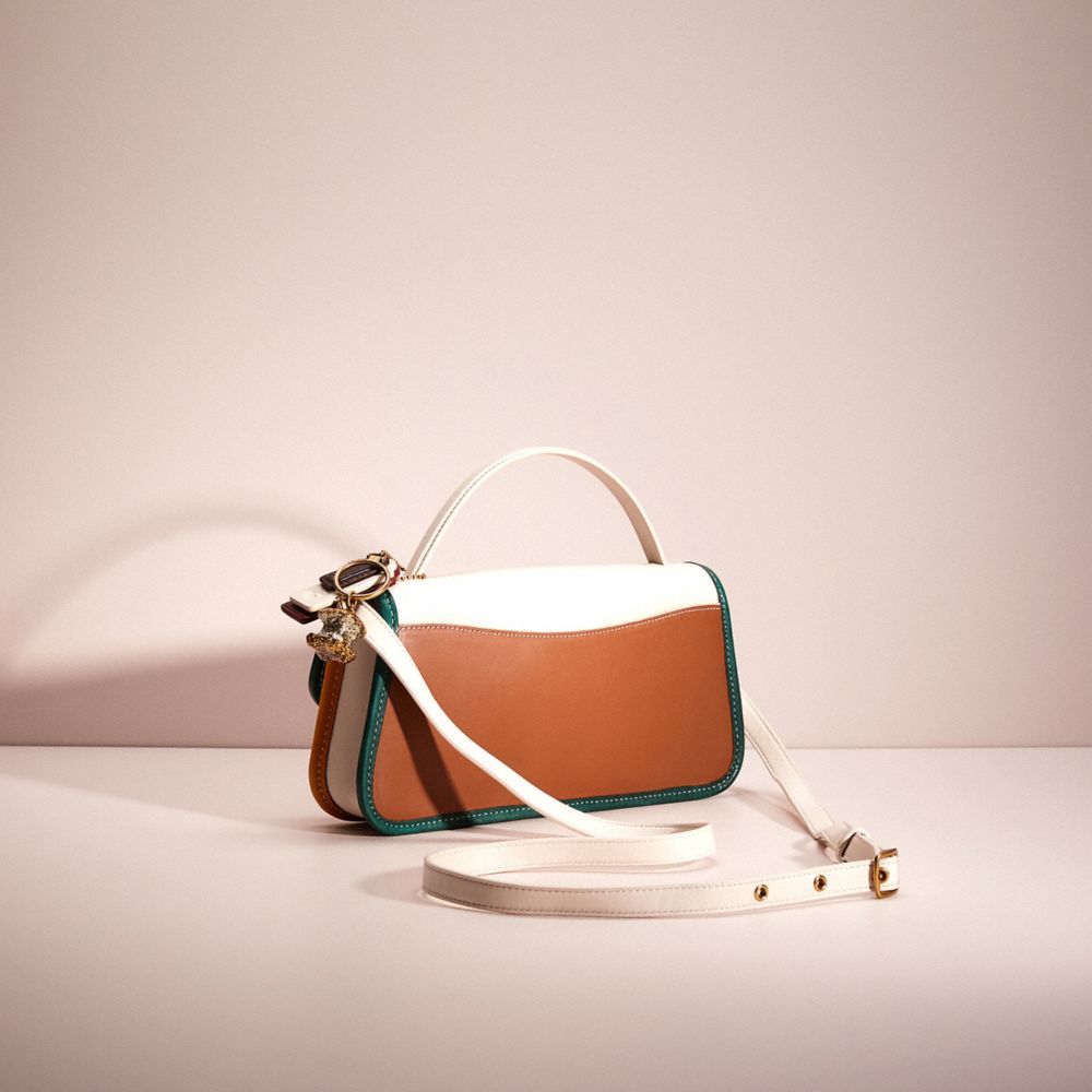 Upcrafted Turnlock Clutch