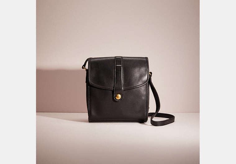 COACH®,VINTAGE SCOUT BAG,Leather,Brass/Black,Front View