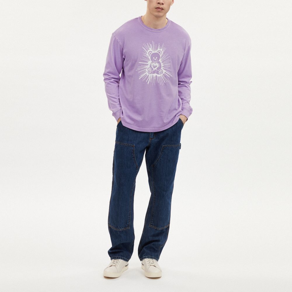 COACH®,BEAR GRAPHIC RELAXED LONGSLEEVE T-SHIRT,Purple,Scale View