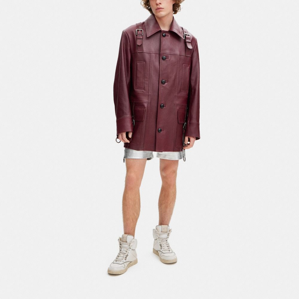 COACH®,VESTE EN CUIR,PITONE LUCIDO,Bordeaux,Scale View