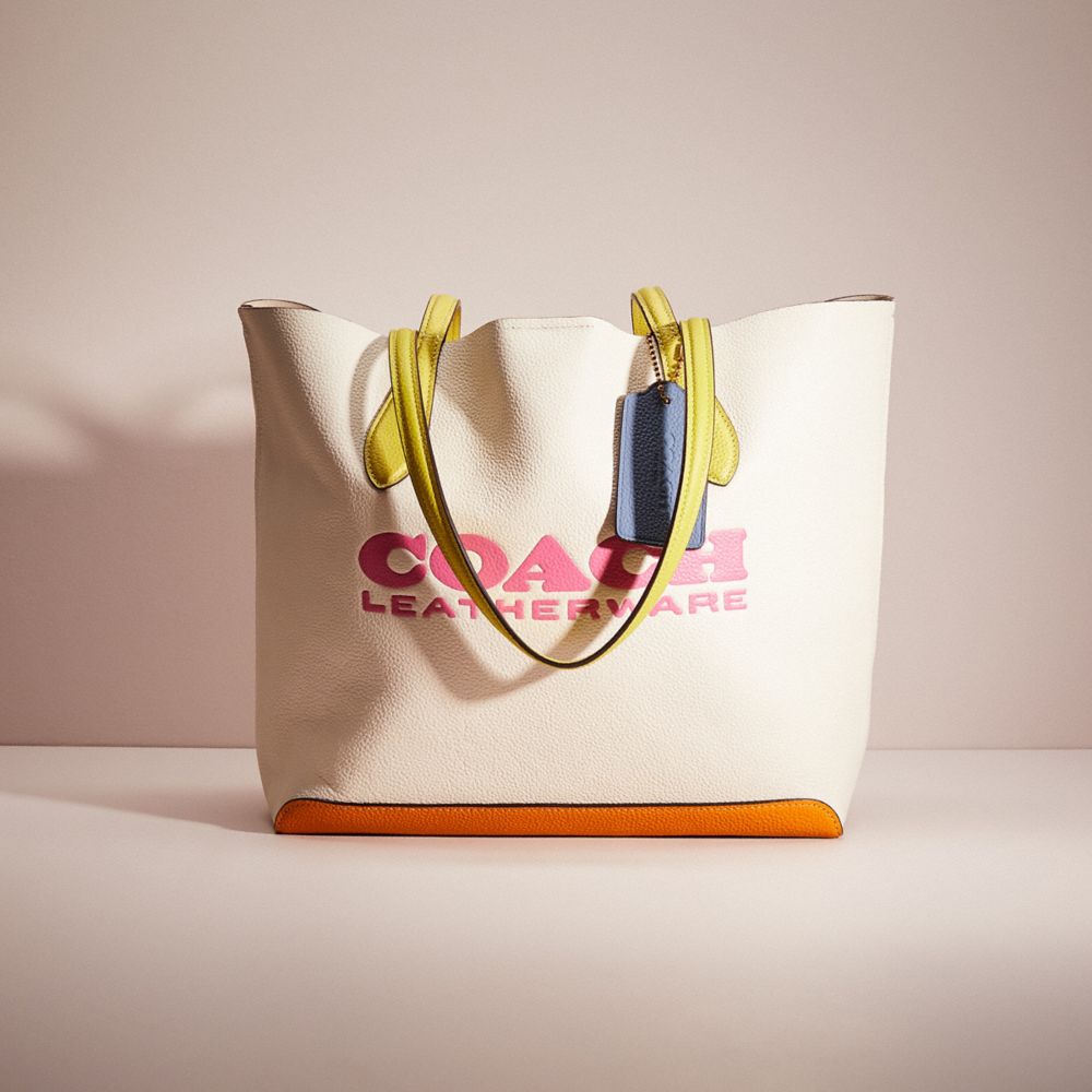 COACH®,RESTORED KIA TOTE IN COLORBLOCK,Pebble Leather,Large,Brass/Chalk Multi,Front View