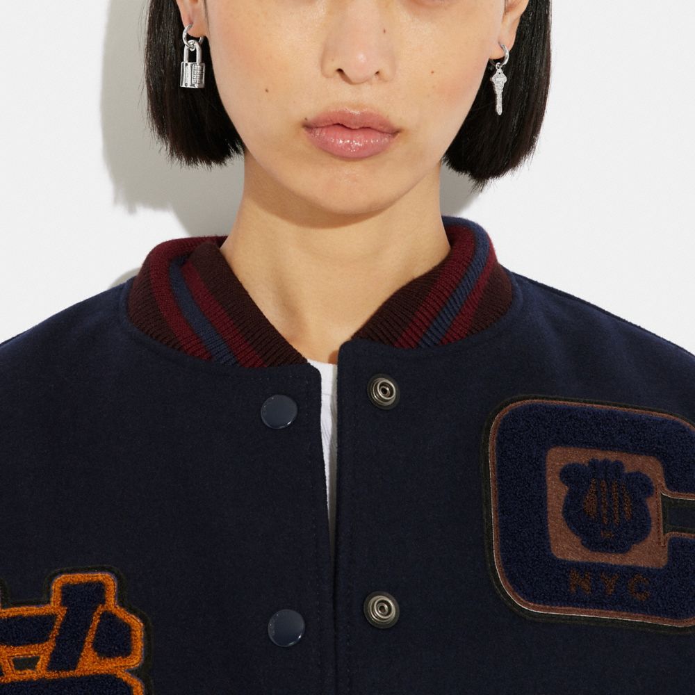 【新品未使用】 COACH スターパッドロック＆キー ミスマッチ ピアス 公式】COACH – コーチ | パッドロック キー ミスマッチ ピアス