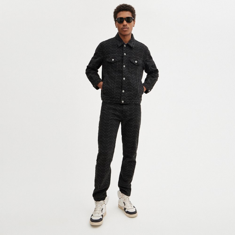 COACH®,SIGNATURE JEANS,cotton,Black Signature,Scale View