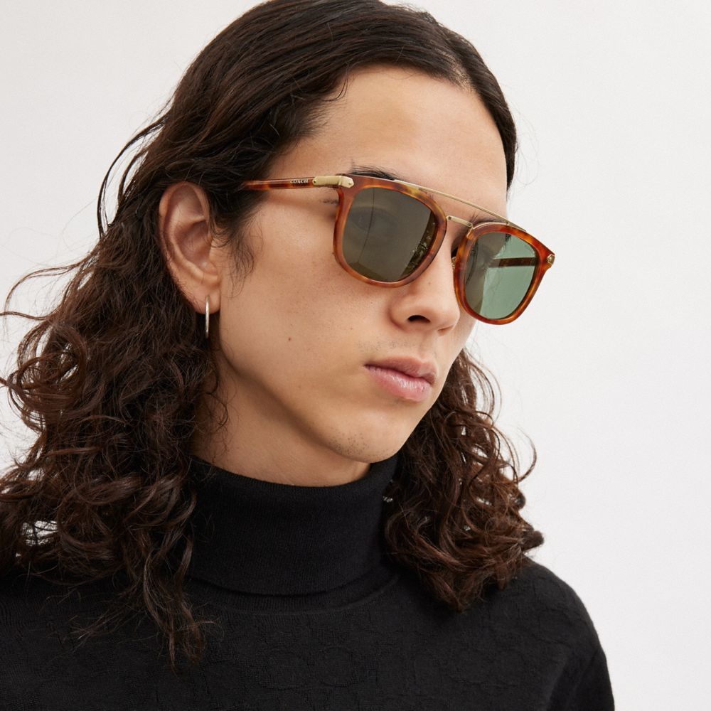 COACH®,Wrap Around Hangtag Browbar Sunglasses,Wayfarer,Tortoise,Logo,Metal,Brow Bar,Adjustable Nose Pads,Casual,Green,Angle View