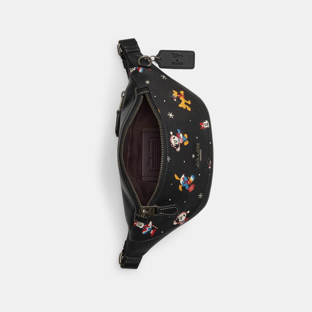 COACH®,【DISNEY X COACH】ワーレン ミニ ベルト バッグ / ホリデイ プリント,斜め掛け&ボディバッグ,