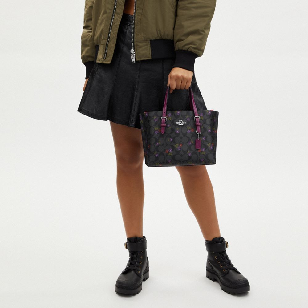 COACH®,Mollie Tote Bag 25 In Signature Canvas With Country Floral Print,,Detail View
