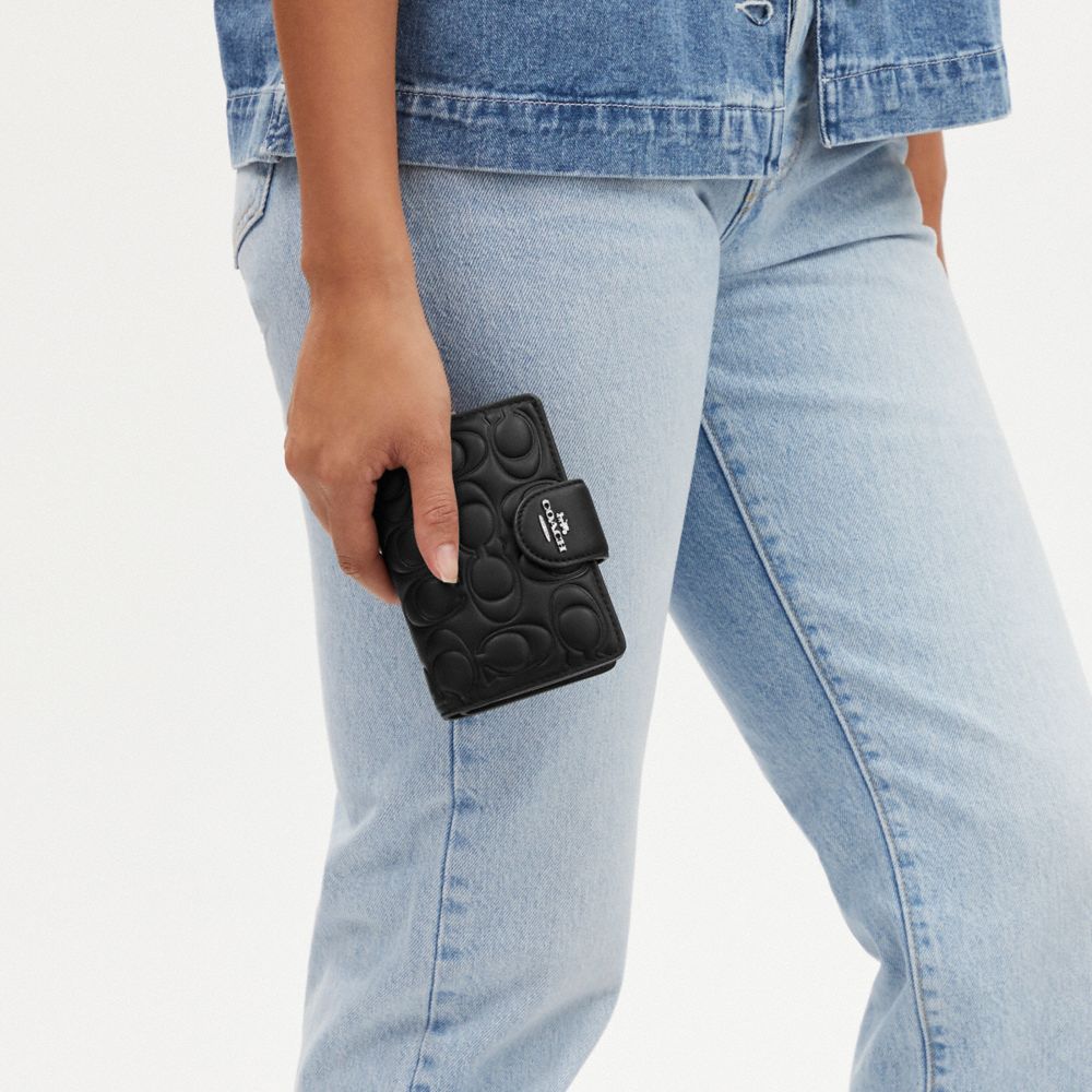 COACH®,ミディアム コーナー ジップ ウォレット・シグネチャー,ミニ財布(二つ折り&三つ折り),ｼﾙﾊﾞｰ/ﾌﾞﾗｯｸ