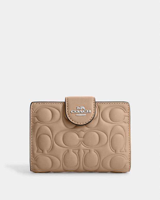 Medium Corner Zip Wallet With Signature Leather