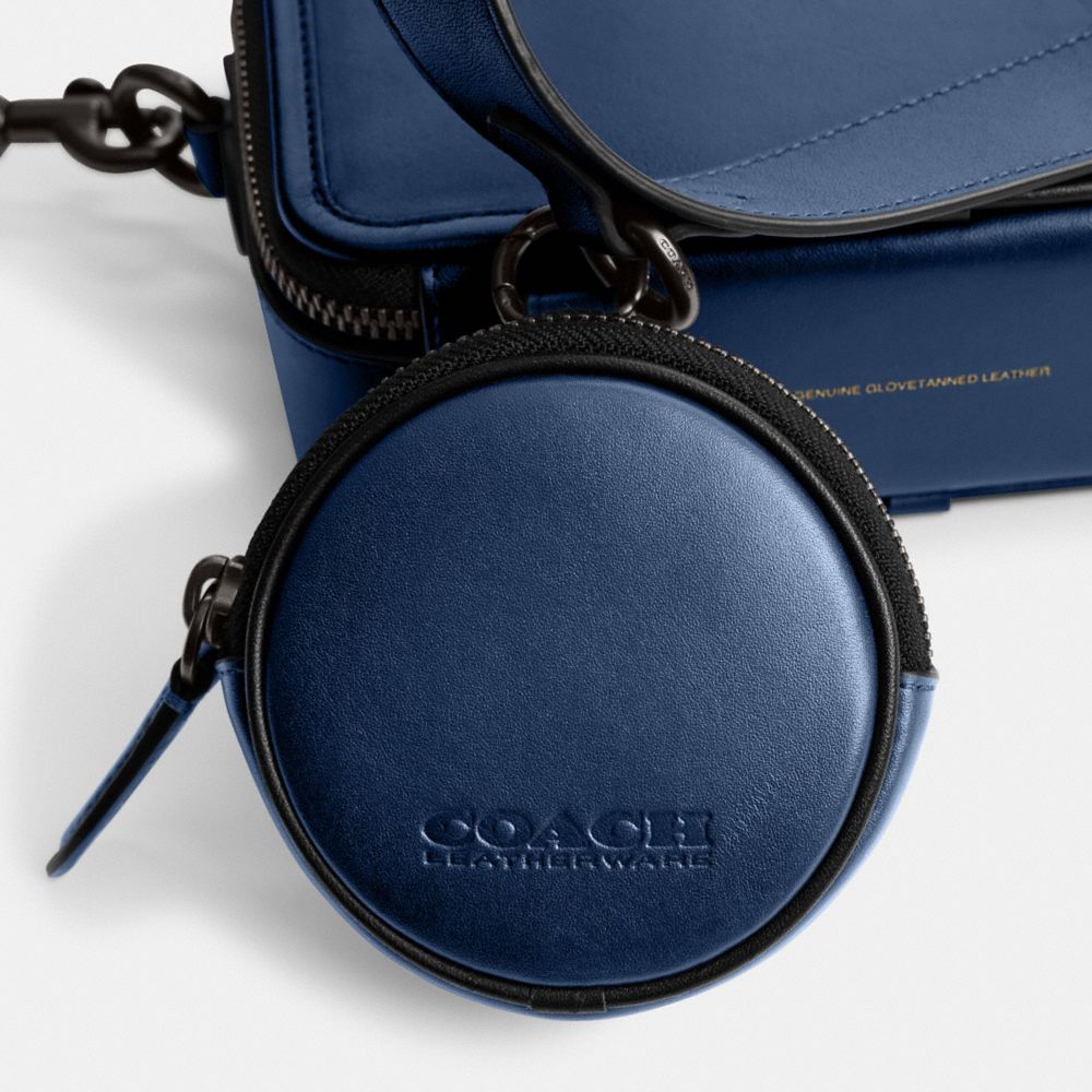 Coach round best sale hybrid pouch