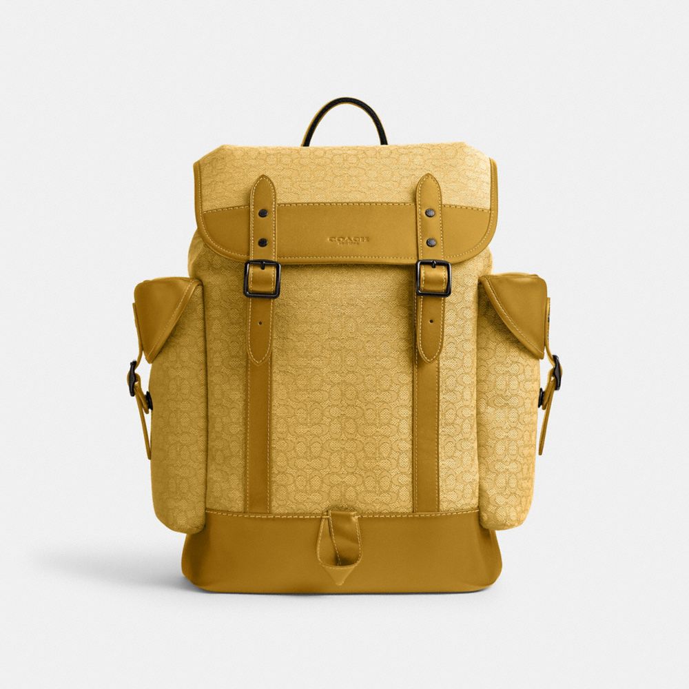 COACH®,SAC À DOS HITCH EN JACQUARD MICRO SIGNATURE,Tissu jacquard exclusif,Jaune/lin cultivé,Front View