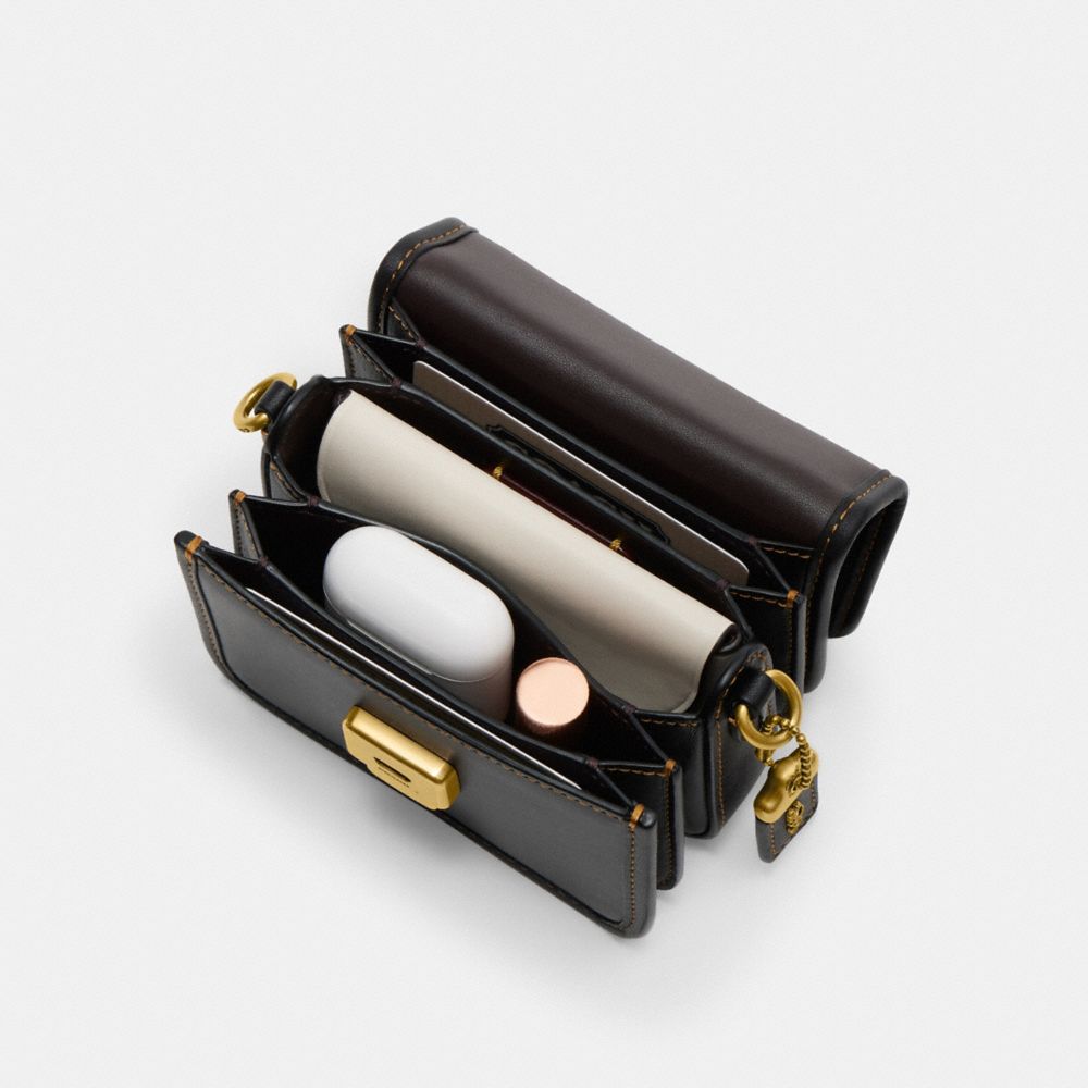 Ruby Medium Saffiano Leather Messenger Bag - 2023 ❤️ CooperativaShop ✓