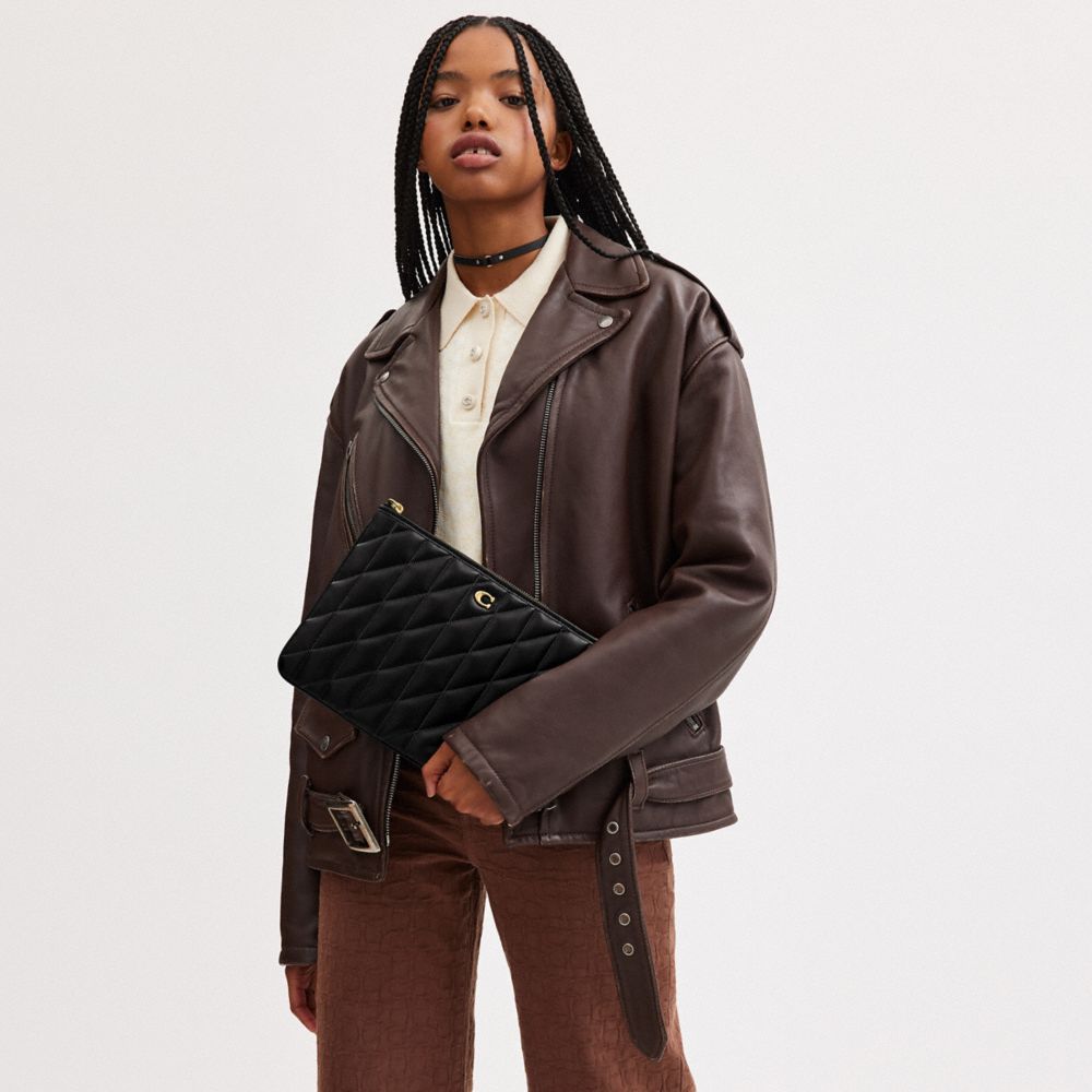 COACH®,Pouch 28 With Pillow Quilting,Leather,Linen,Pouch,Metal,Logo,Casual,Black,Detail View