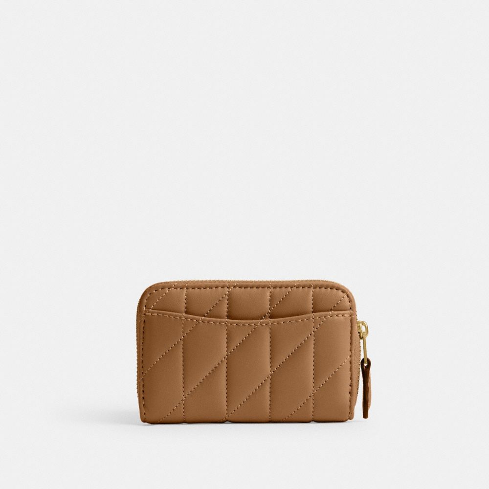 Shop Coach Essential Kleines Kartenetui Mit Rundumreissverschluss Und Bauschiger Steppung In Brass/honey Brown
