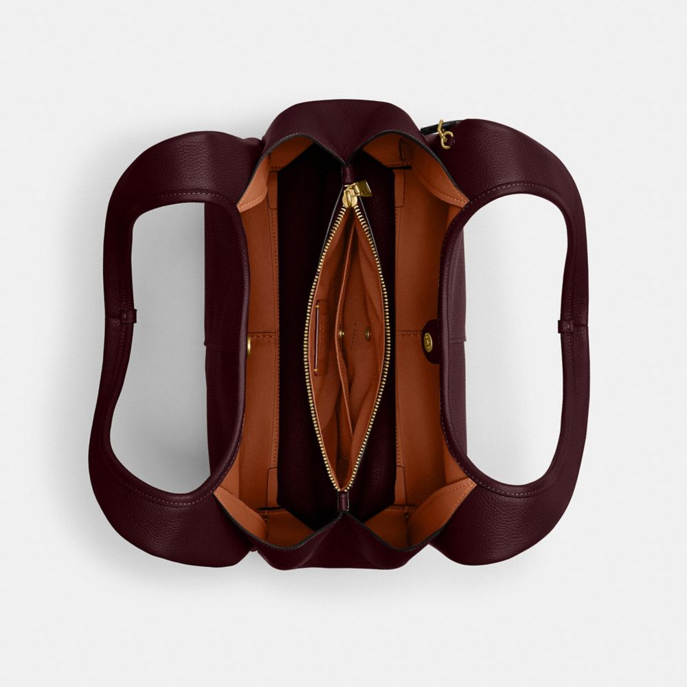 COACH®,Lana Shoulder Bag,Leather,Shoulder Bag,Logo,Embossed,Metal,Casual,,Inside View,Top View