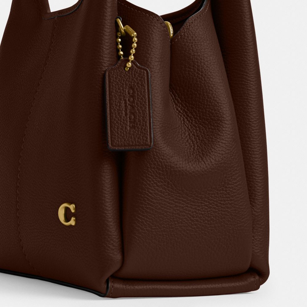 COACH®,SAC ÉPAULE LANA 23,Cuir galet raffiné,Laiton/Érable,Closer View