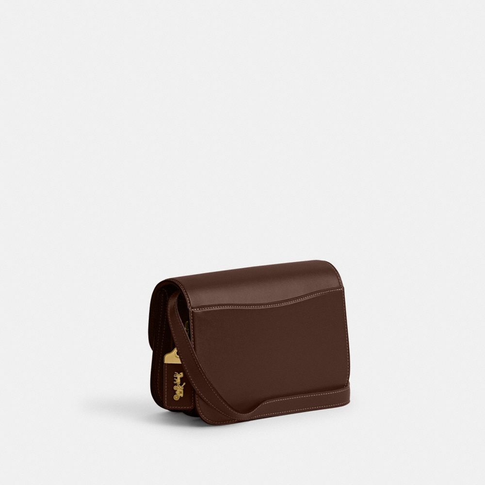 COACH®,Idol Bag,Calfskin Leather,Lining Leather,Shoulder Bag,Logo,Metal,Pen Holder,Gold Metal,Day Party,,Angle View