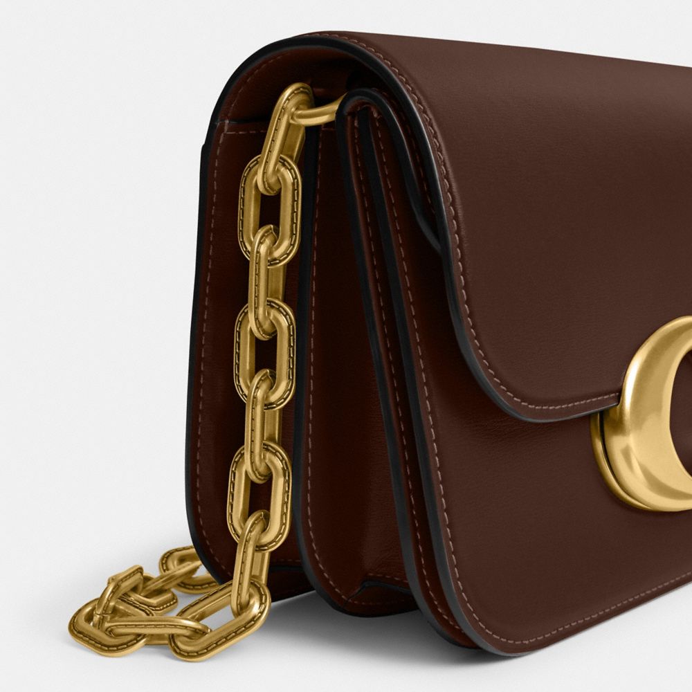 COACH®,Idol Bag,Calfskin Leather,Lining Leather,Shoulder Bag,Logo,Metal,Pen Holder,Gold Metal,Day Party,,Closer View