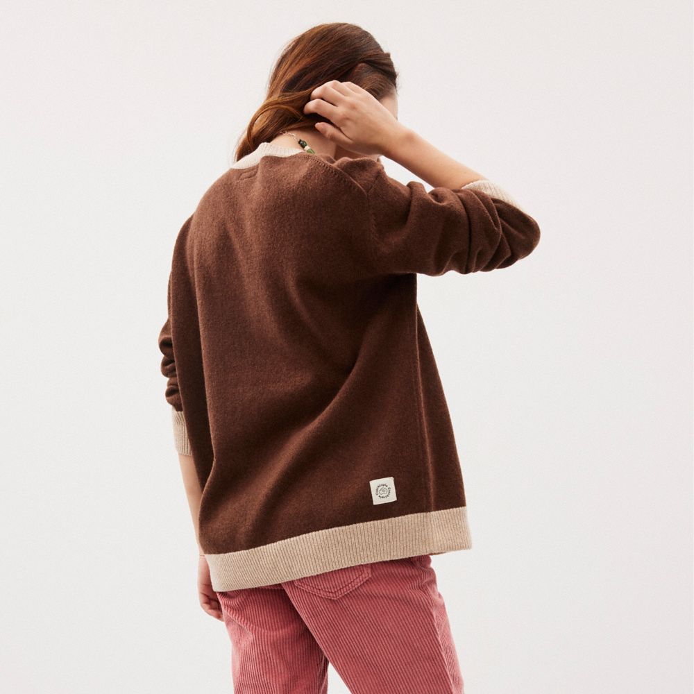 Coach Crewneck Sweater With Intarsia Star Frog Graphic — фото 4