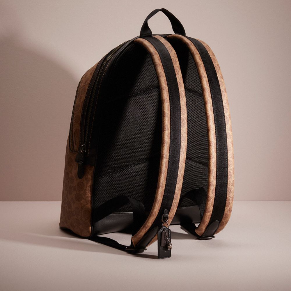 Coach academy backpack hot sale in signature canvas