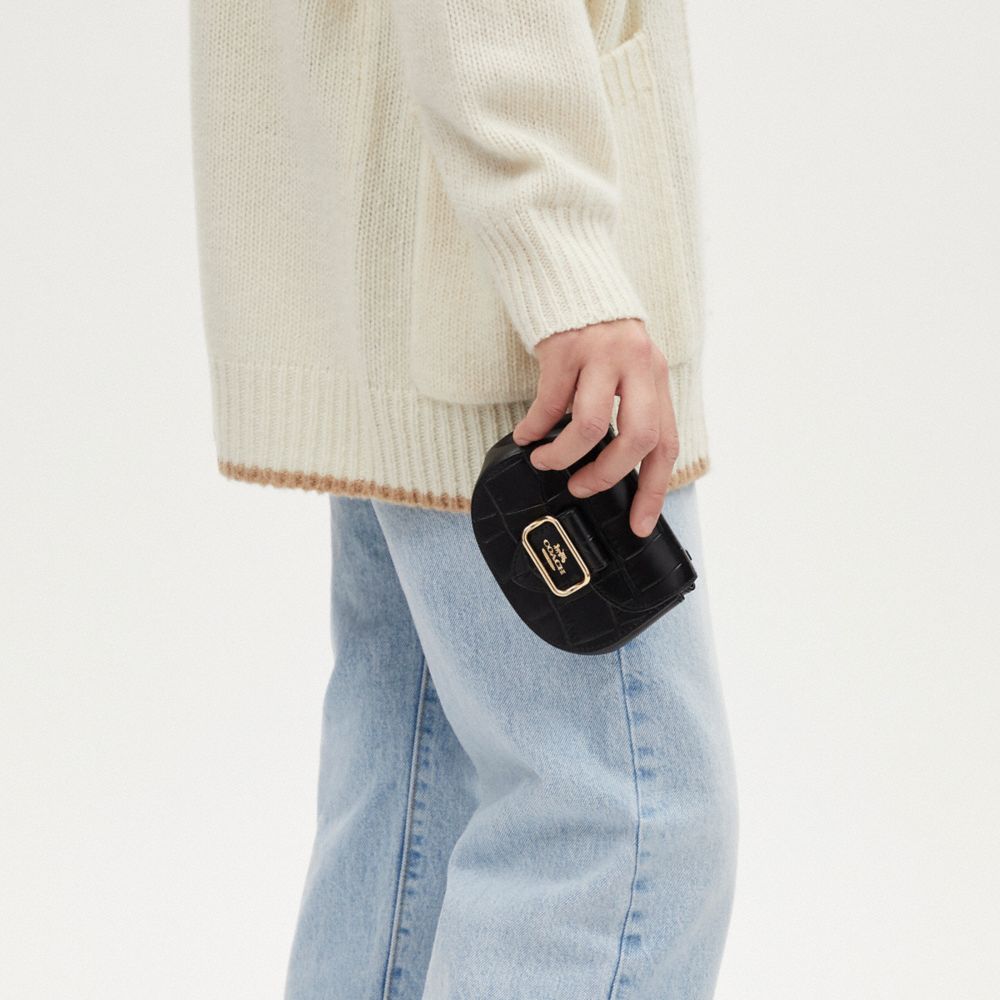 COACH®,Morgan Card Case On A Chain,,Detail View