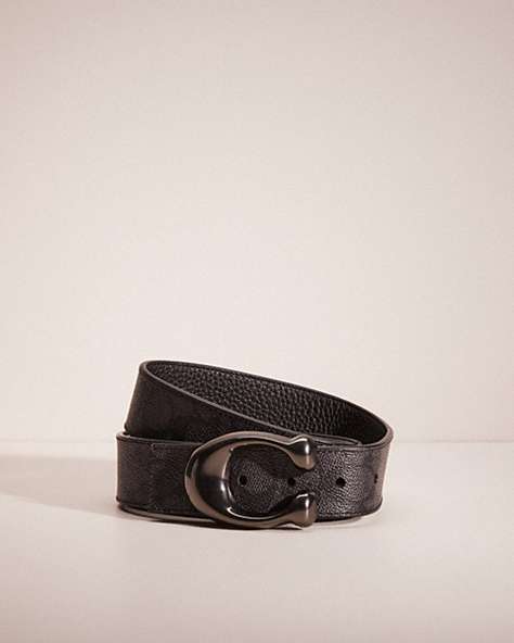 COACH®,RESTORED SIGNATURE BUCKLE CUT-TO-SIZE REVERSIBLE BELT, 38MM,Signature Coated Canvas,Charcoal/Oxblood,Front View