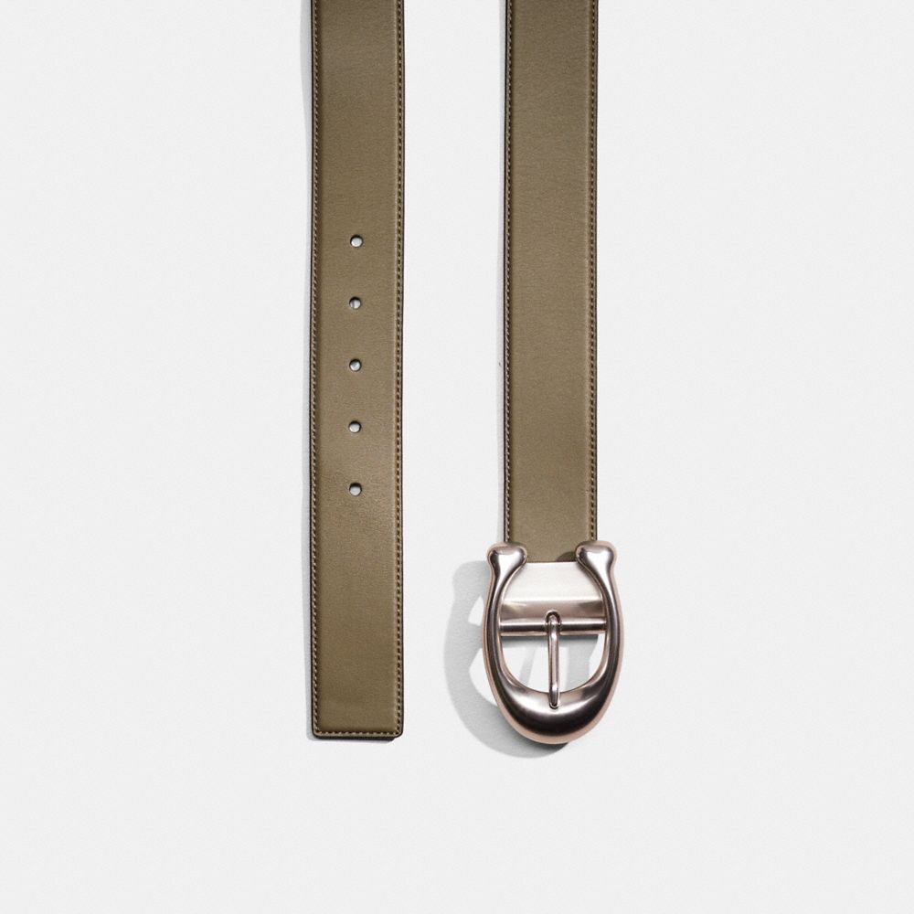 COACH®,Restored Signature Buckle Cut To Size Reversible Belt, 38 Mm,Olive,Closer View