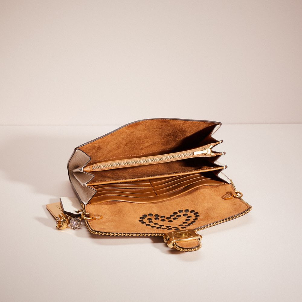 Upcrafted Tabby Chain Clutch With Beadchain