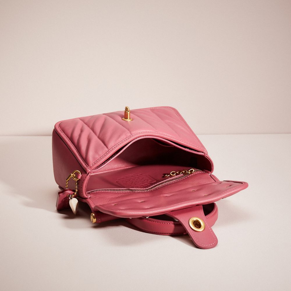 Upcrafted Willis Top Handle 18 With Quilting