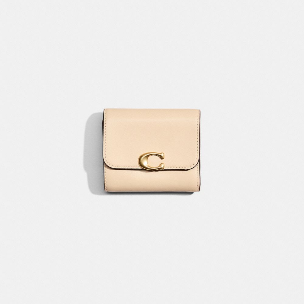 COACH®,Restored Bandit Wallet,Calfskin Leather,Tri Fold,Faux Leather,Metal,Logo,Casual,,Front View