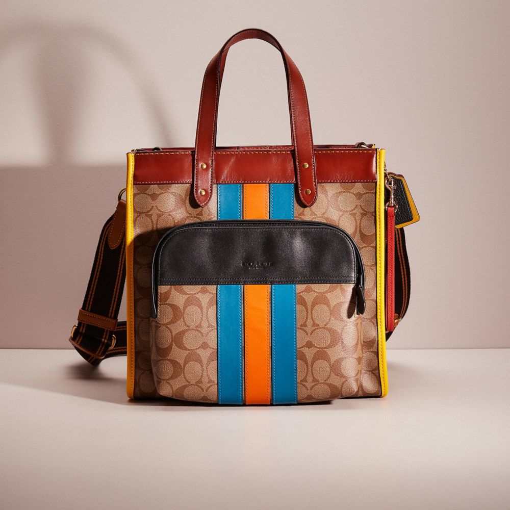 COACH®,Upcrafted Field Tote In Signature Canvas With Horse And Carriage Print,,Front View