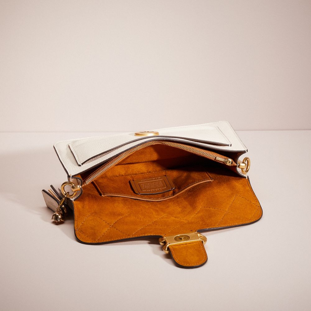 Upcrafted Tabby Shoulder Bag 26