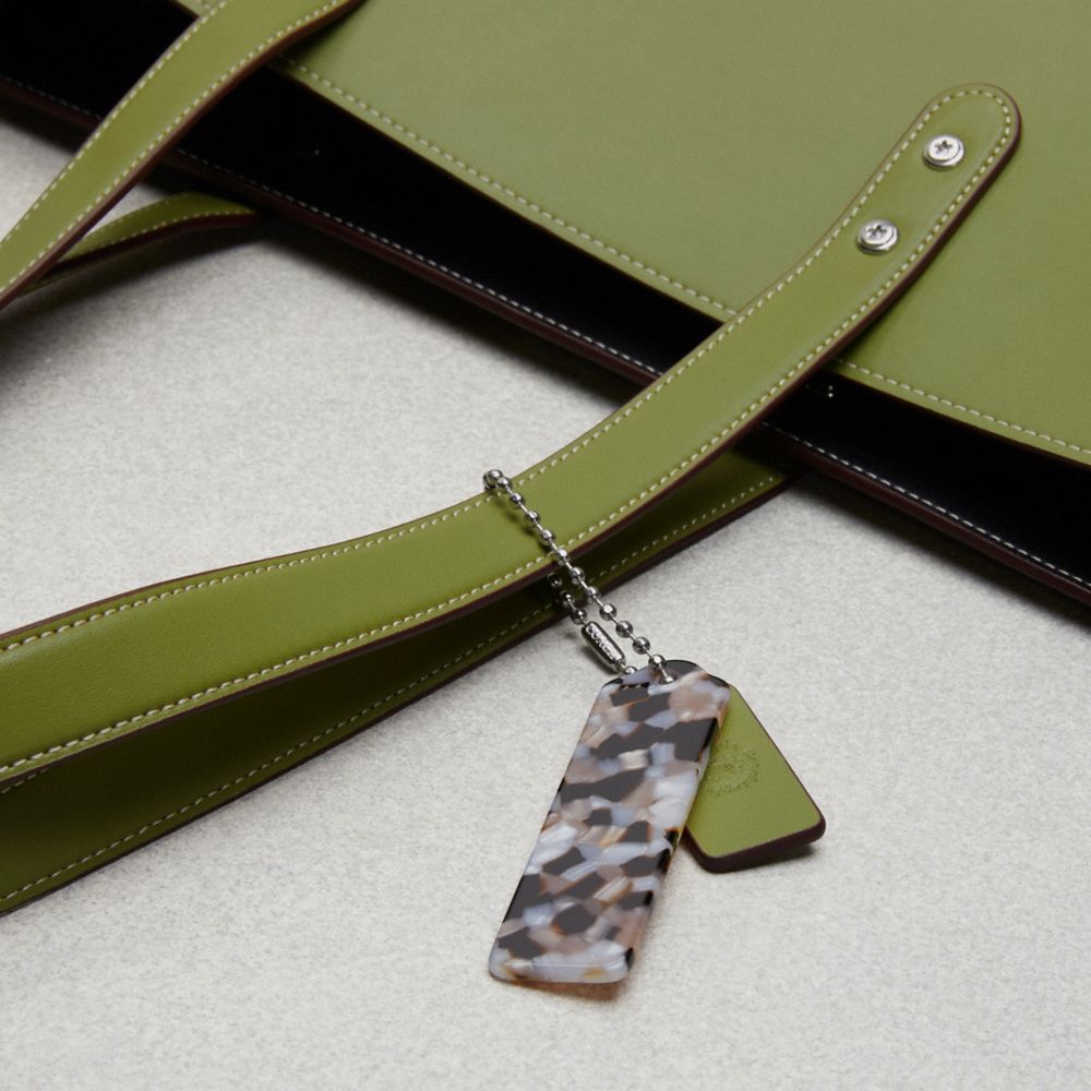 COACH®,Large Re Laceable Tote In Coachtopia Leather,Lining Leather,Leather,Pouch,Tote,Plastic,Studded,Embossed,Logo,Revers...,Olive
